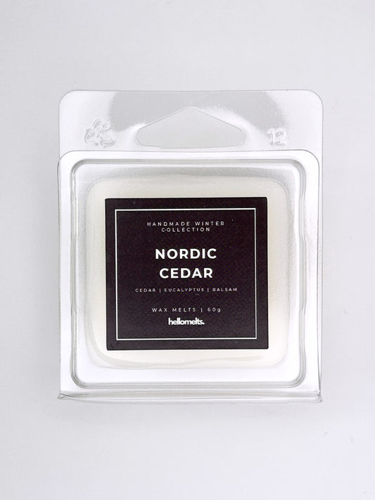 Nordic Cedar 60g wax melt label close-up on the clamshell packaging from the Hellomelts Winter Collection