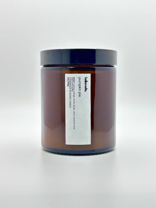 Front view of Pumpkin Pie autumn candle by Hellomelts with the lid on, part of the Autumn Collection