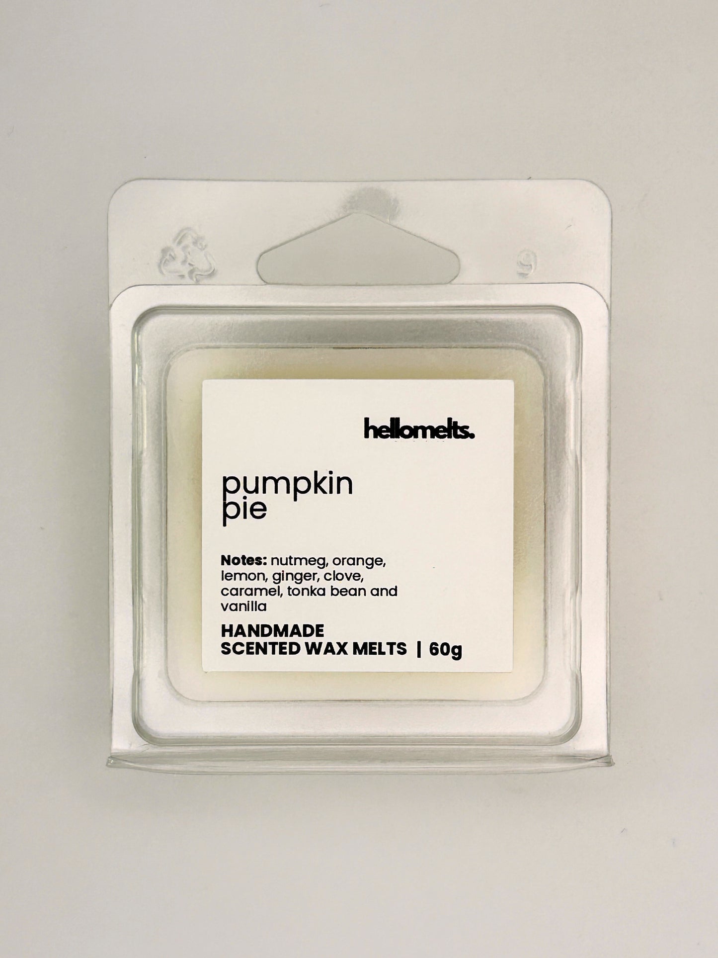 Close up of Pumpkin Pie 60g wax melt label on clear clamshell packaging from the Hellomelts Autumn Collection