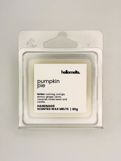 Close up of Pumpkin Pie 60g wax melt label on clear clamshell packaging from the Hellomelts Autumn Collection