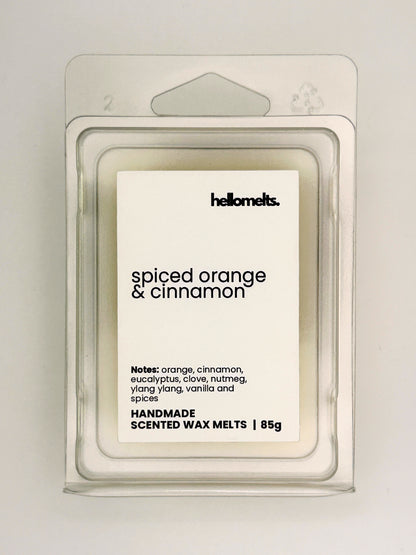 Close up of Spiced Orange & Cinnamon 85g wax melt label on clear clamshell packaging from the Hellomelts Autumn Collection